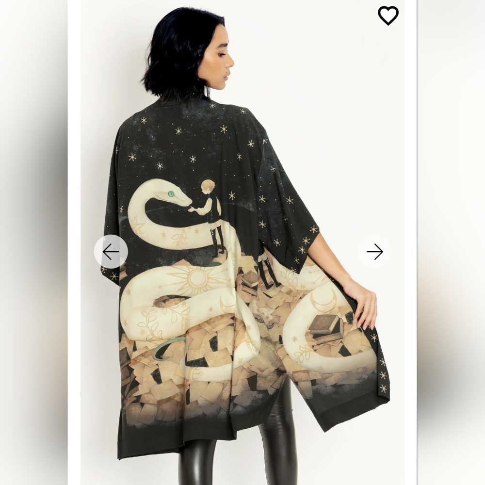 The Snake and The Boy Robe size L Blackmilk